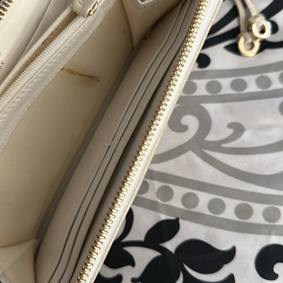 Jimmy Choo Full Zip Wallet ! - Picture 6 of 7